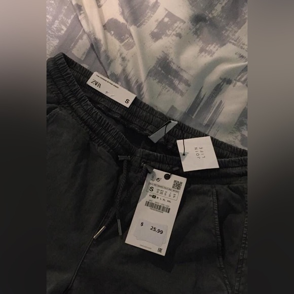 Zara Pants - Picture 2 of 2